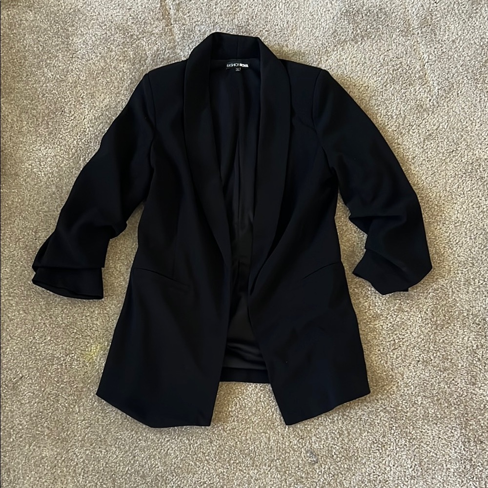 Elegant Black Women's Blazer